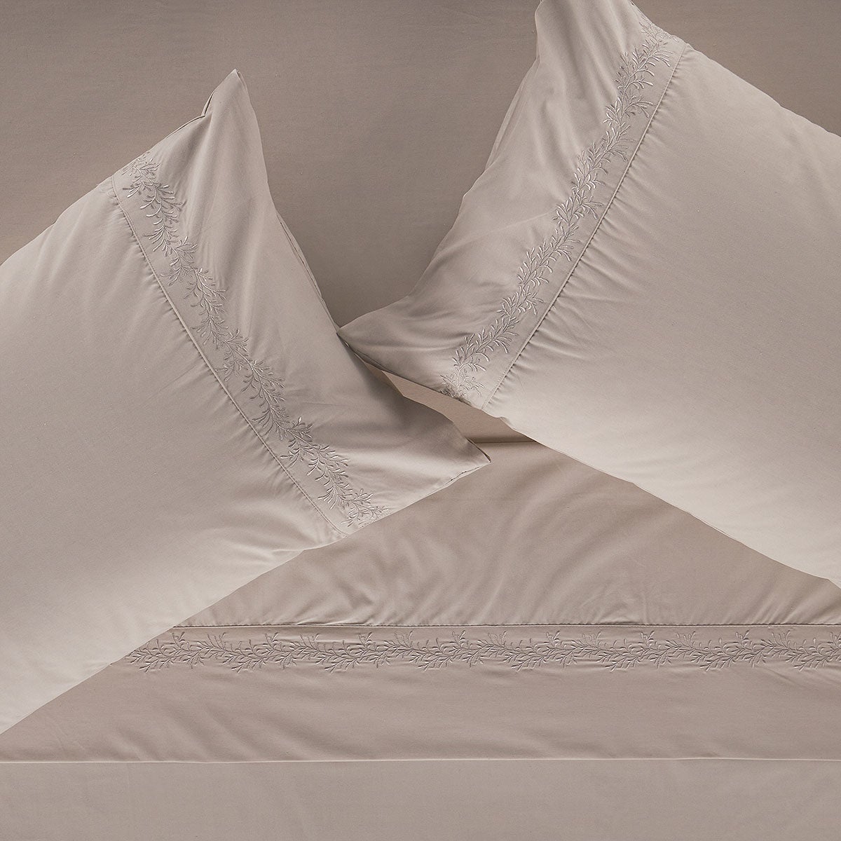 Sábana 220 Hilos Polycotton Bordada